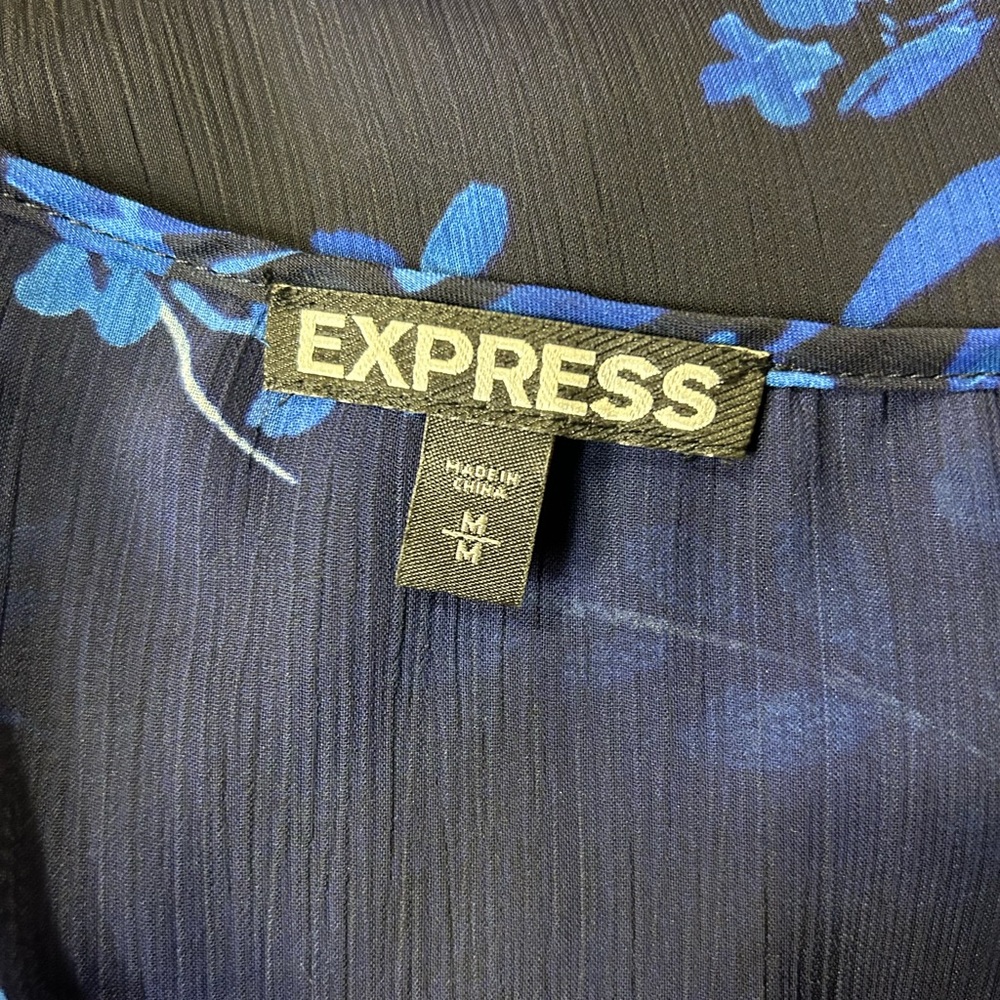 Express‎ Sheer Overlay Dress - Picture 7 of 9